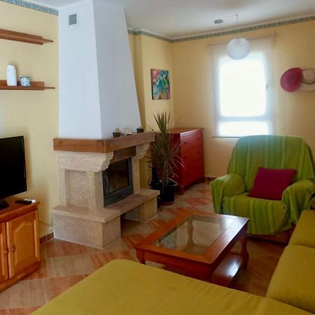 Chalet Adosado Con Azotea Andaluza Y Patio, Junto A La Playa Isla Cristina Kültér fotó