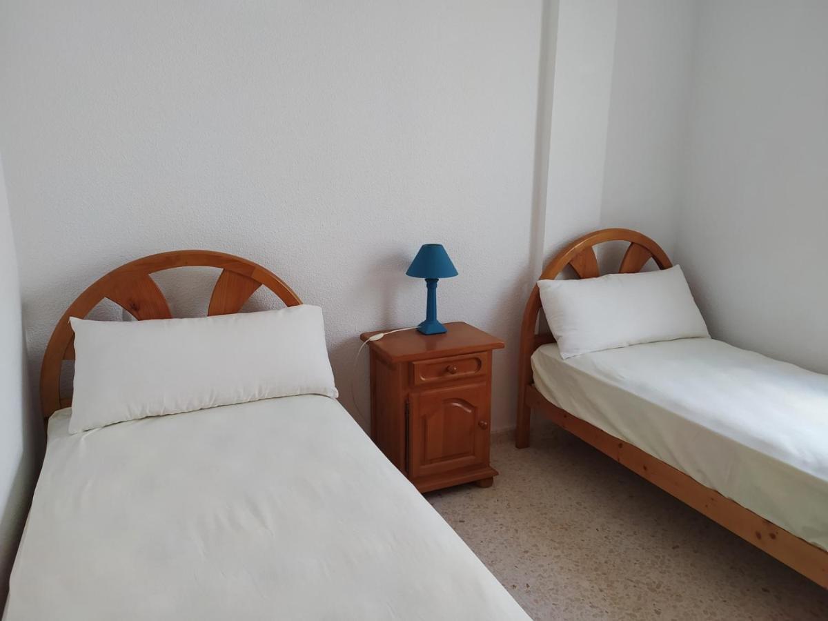 Chalet Adosado Con Azotea Andaluza Y Patio, Junto A La Playa Isla Cristina Kültér fotó