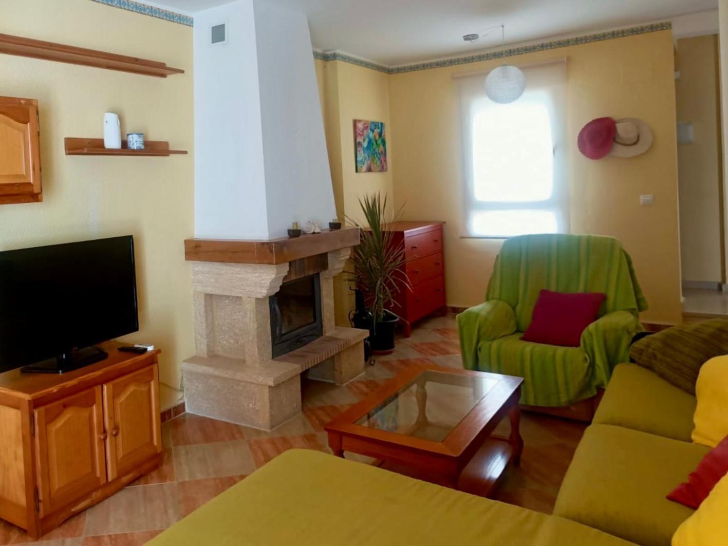 Chalet Adosado Con Azotea Andaluza Y Patio, Junto A La Playa Isla Cristina Kültér fotó