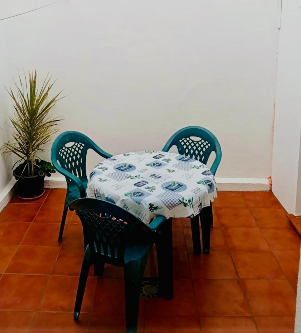 Chalet Adosado Con Azotea Andaluza Y Patio, Junto A La Playa Isla Cristina Kültér fotó